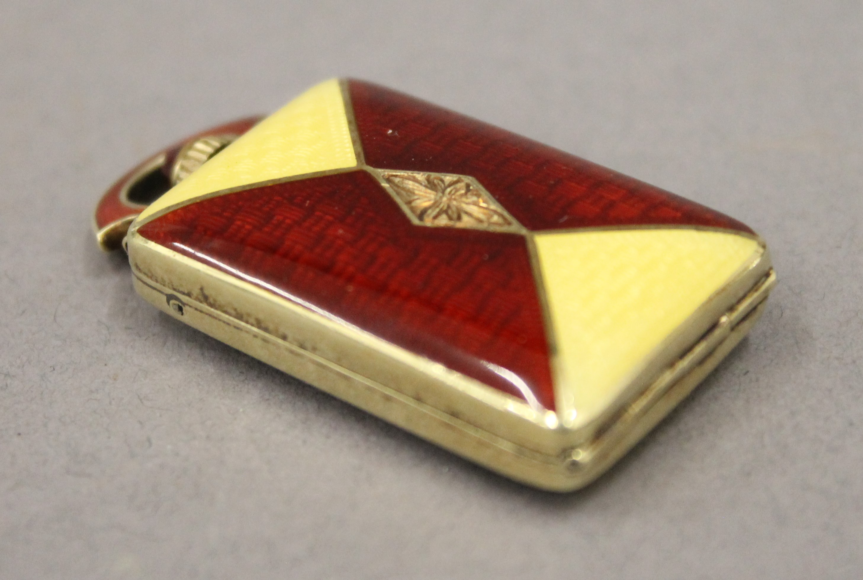 A 14 ct gold and enamel cased purse watch. 4.25 cm high. - Image 3 of 3