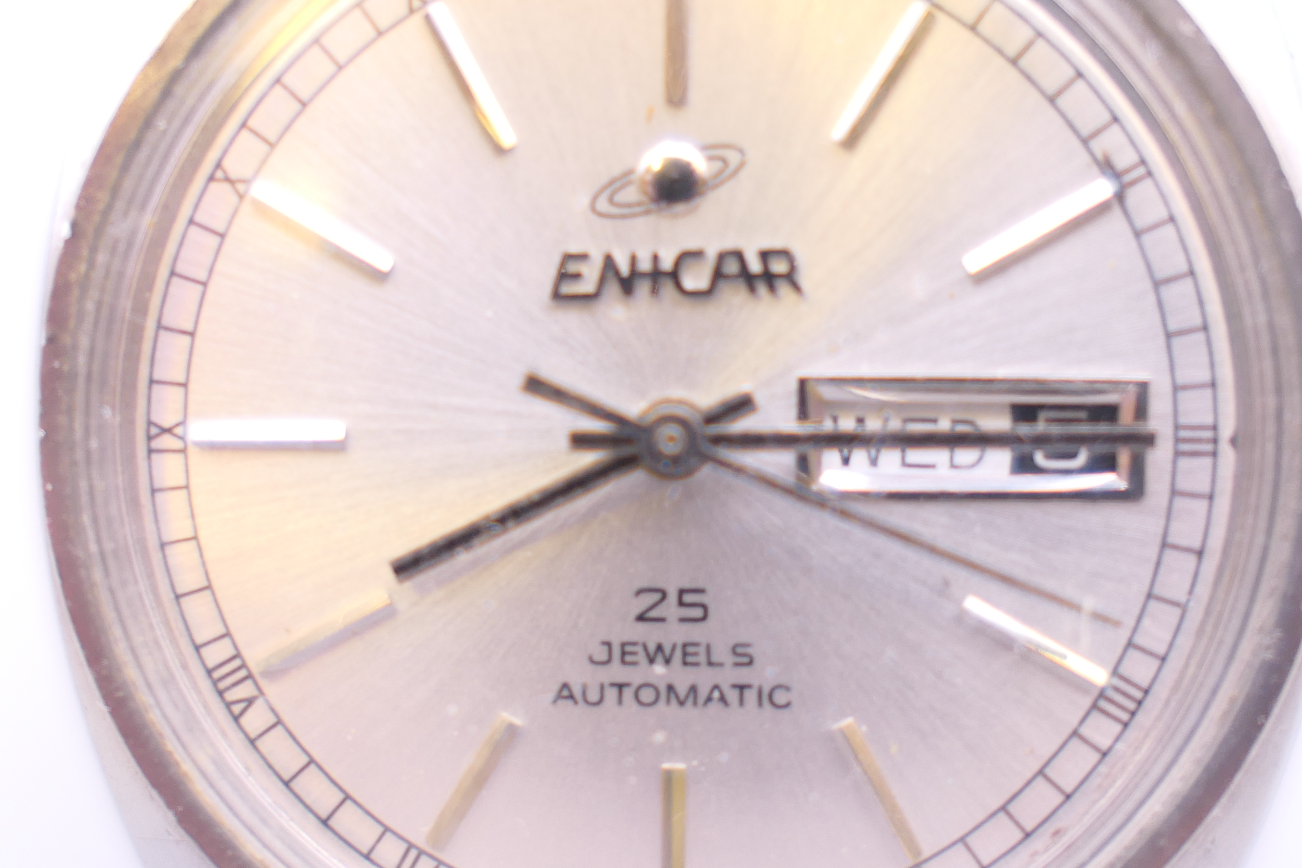 An Enicar gentleman's 25 jewel automatic wristwatch, with date aperture. 3.75 cm wide. - Image 3 of 6