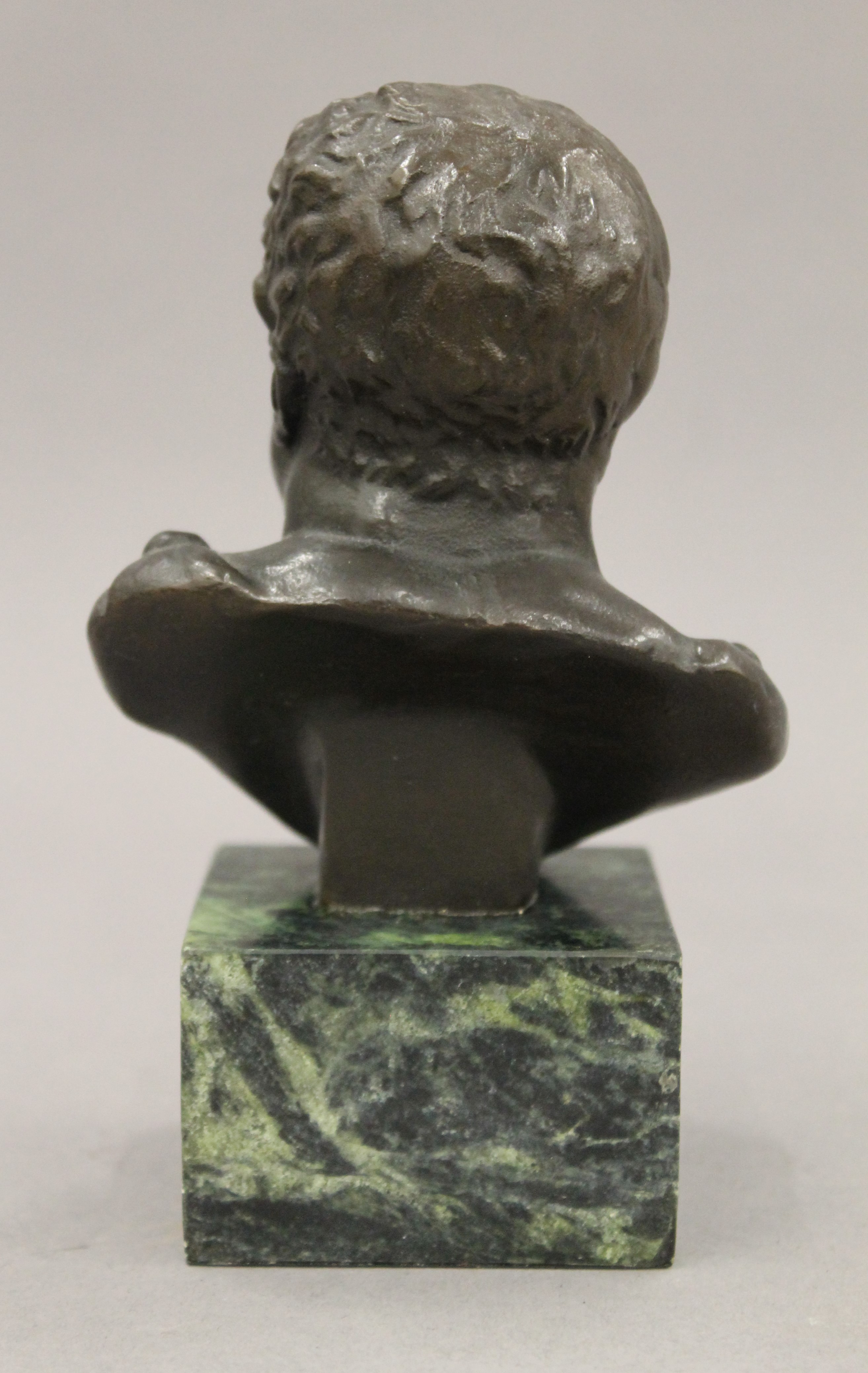 A small bronze bust of a classical figure. 14 cm high. - Image 3 of 4