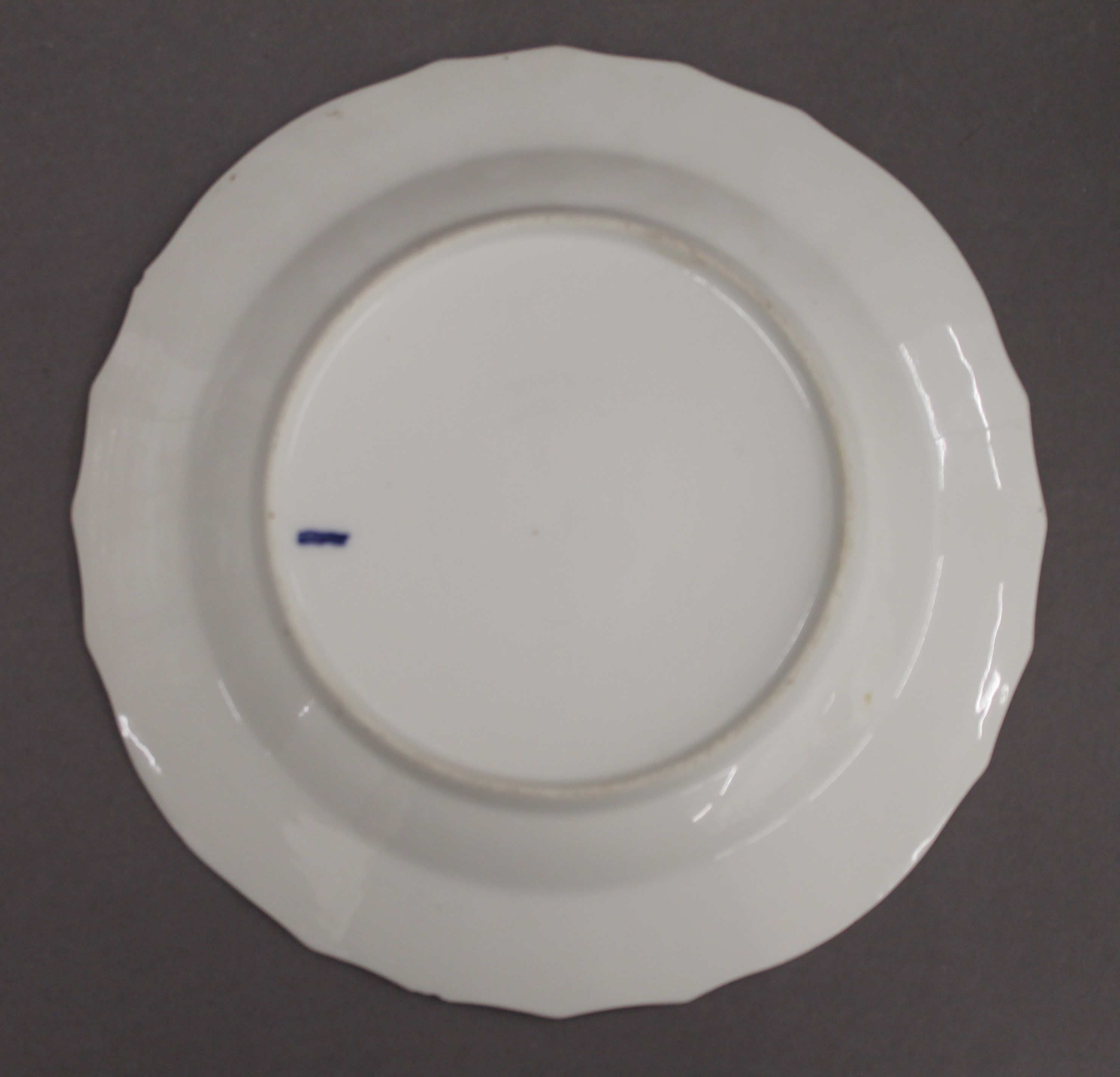 A quantity of Copenhagen porcelain florally decorated plates and dishes. - Image 12 of 18