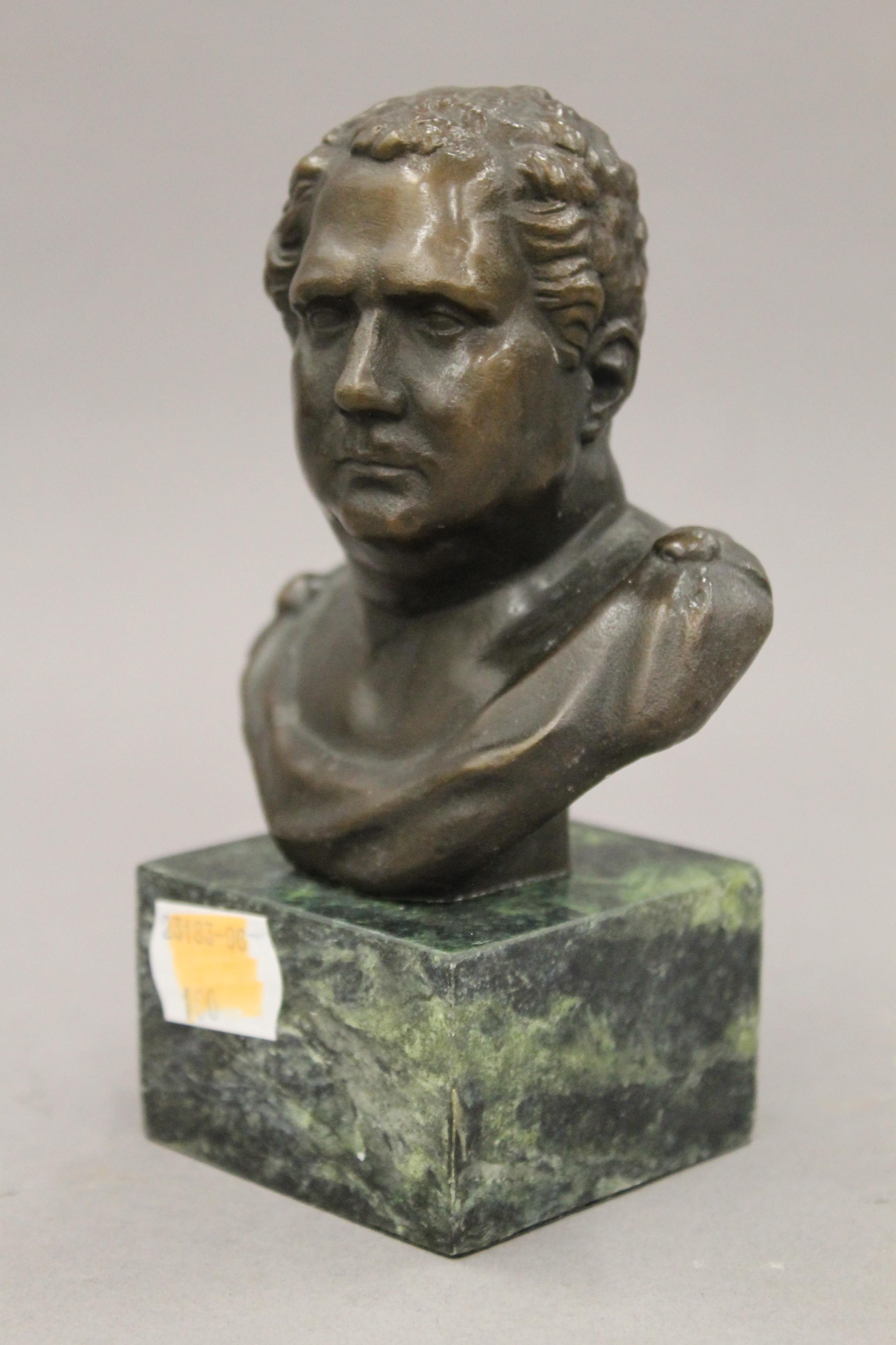 A small bronze bust of a classical figure. 14 cm high. - Image 4 of 4