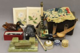 A quantity of miscellaneous items,