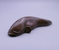 A Japanese bronze model of a fish. 6 cm long.