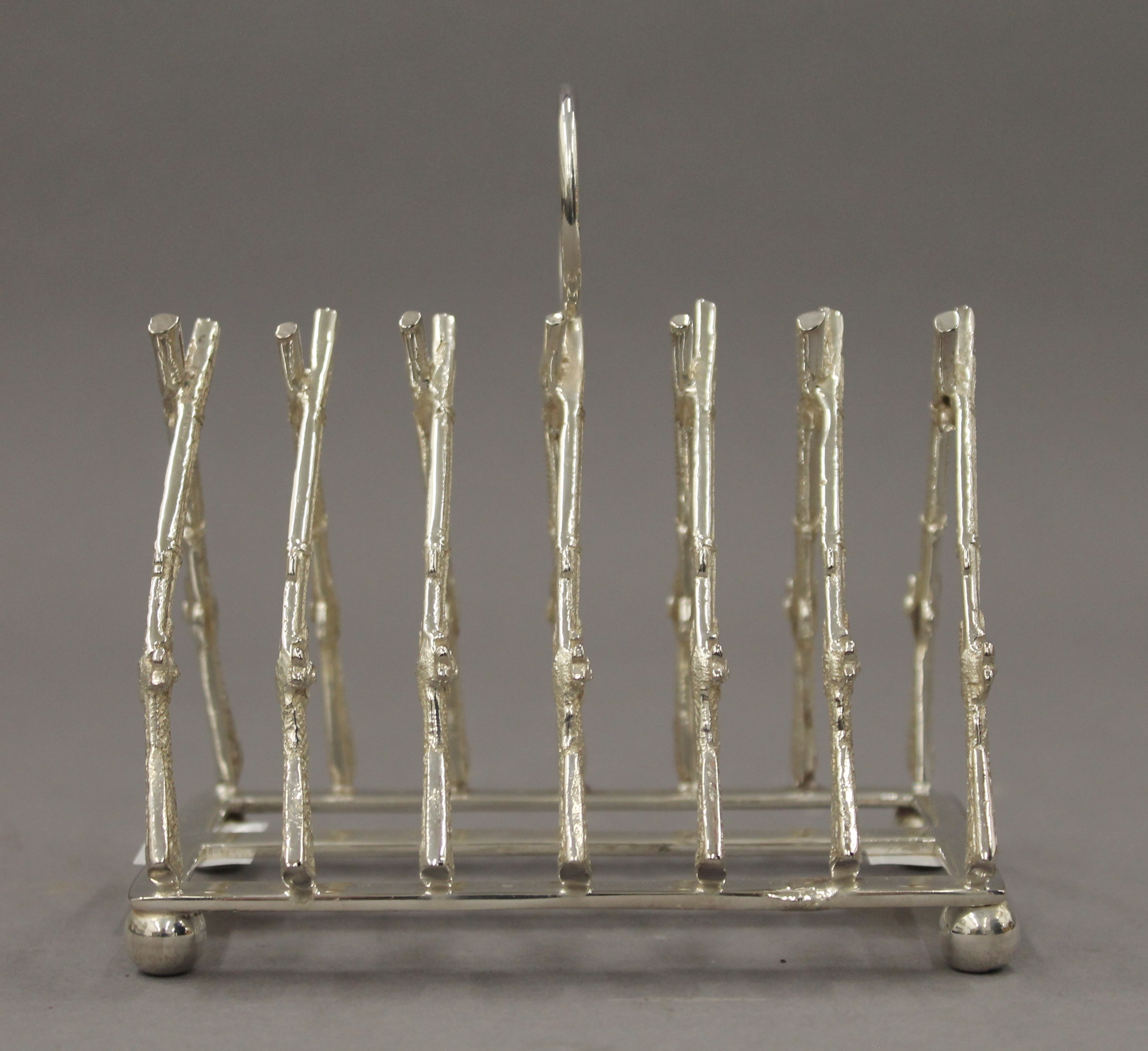 A rifle formed toast rack. 11.5 cm long. - Image 2 of 5