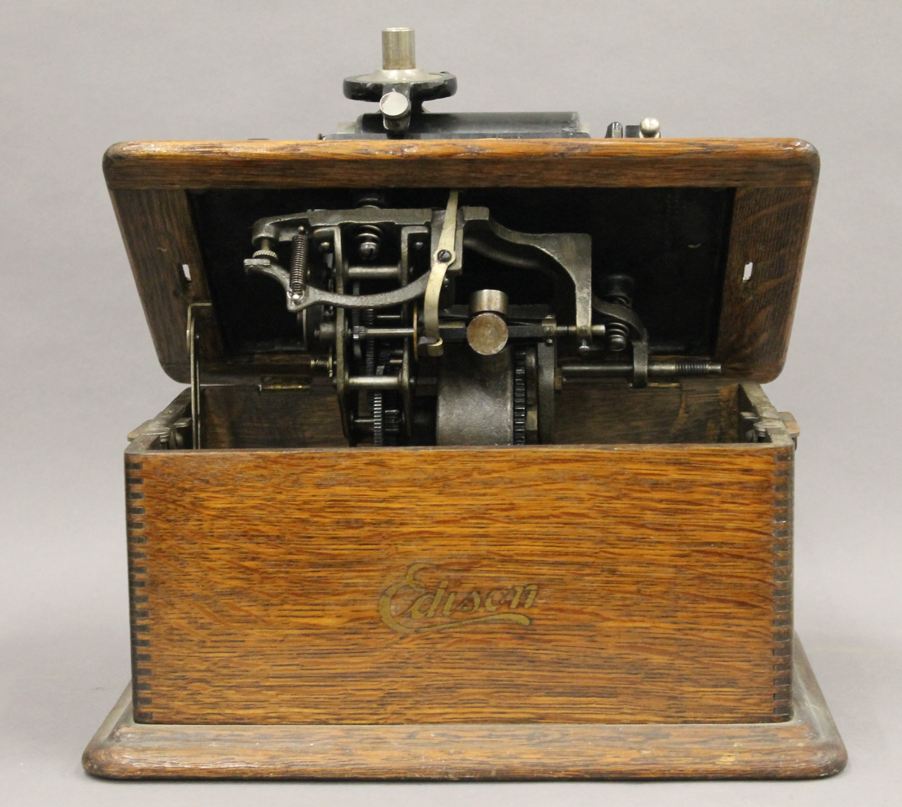 A Thomas A Edison oak cased phonograph with horn; together with a selection of phonograph rolls. 32. - Image 5 of 6