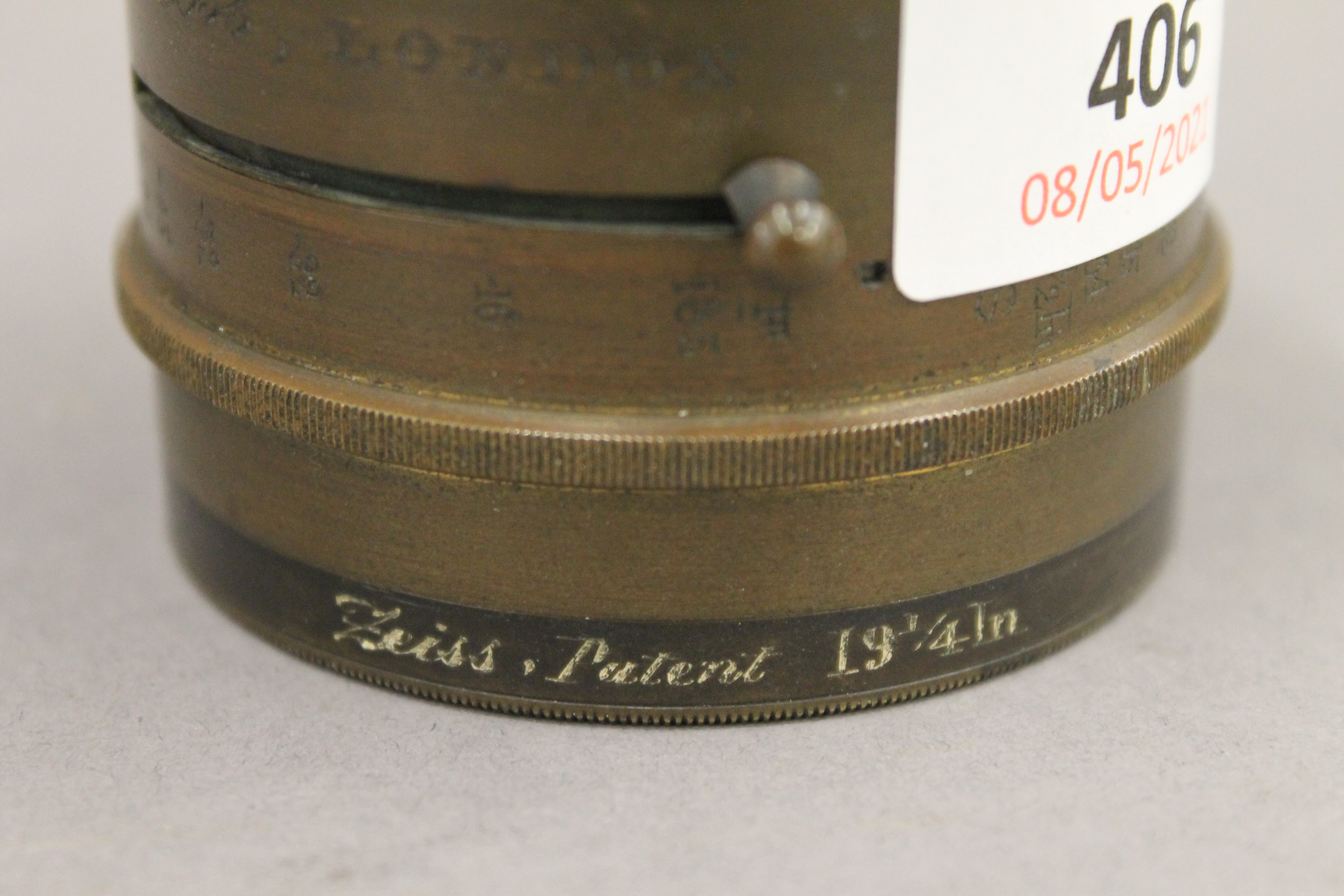 A Zeiss patent 16.5 in convertible anastigment by Ross camera lens. 6.5 cm high. - Image 3 of 4