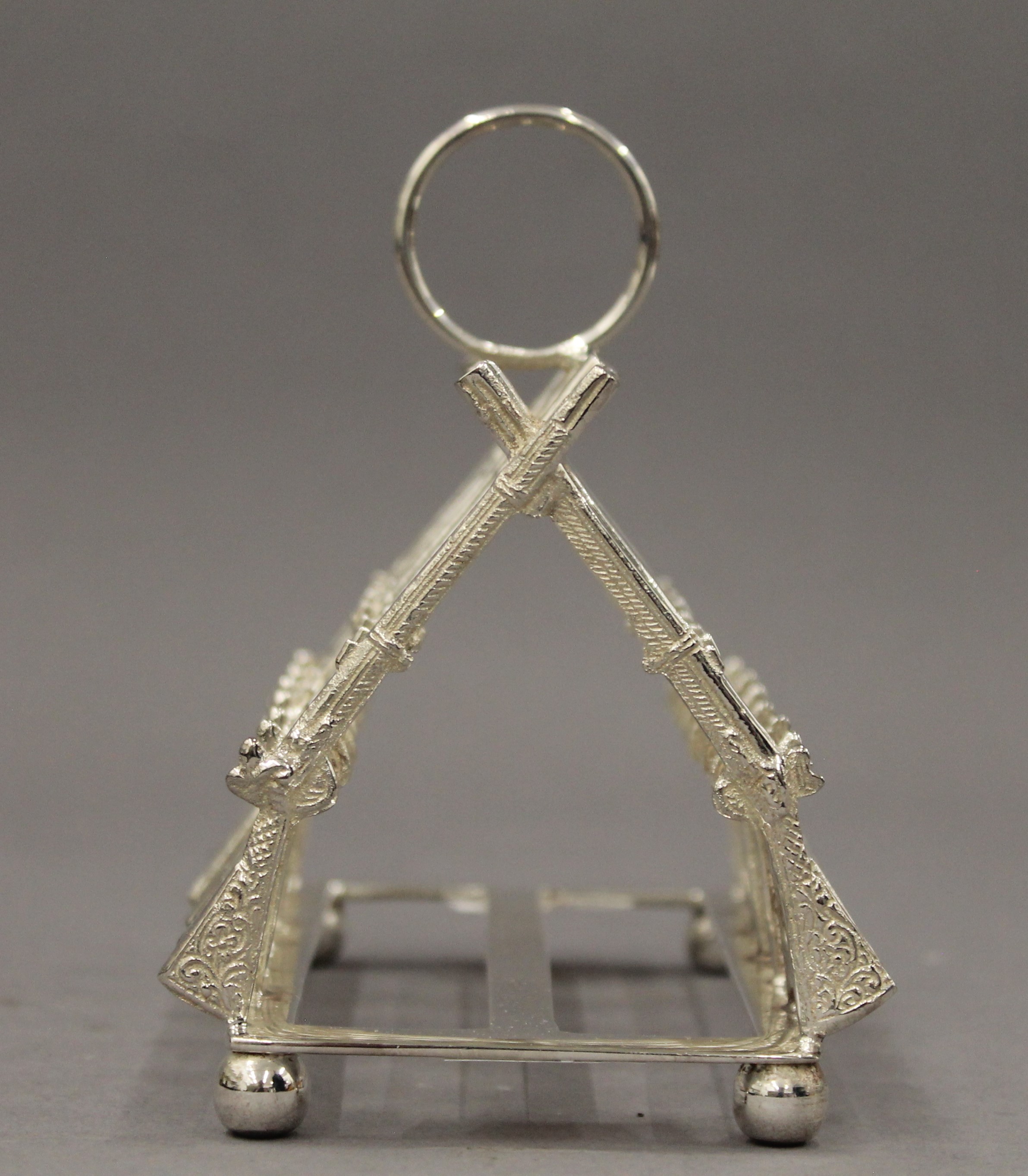 A rifle formed toast rack. 11.5 cm long. - Image 3 of 5