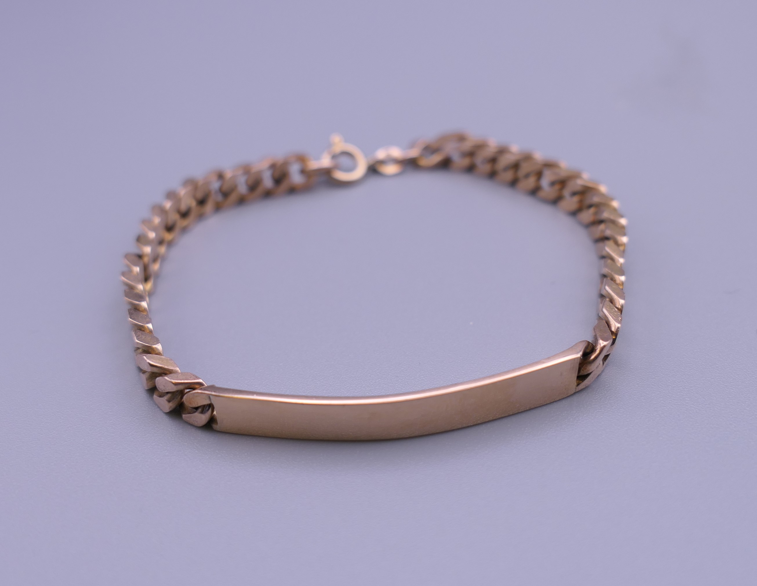 A 9 ct rose gold ID bracelet. 16 grammes. 18.5 cm long. - Image 2 of 5