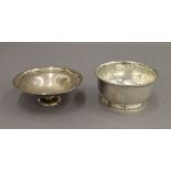 Two small silver bowls. 11 cm and 12 cm diameter respectively. 7.9 troy ounces.