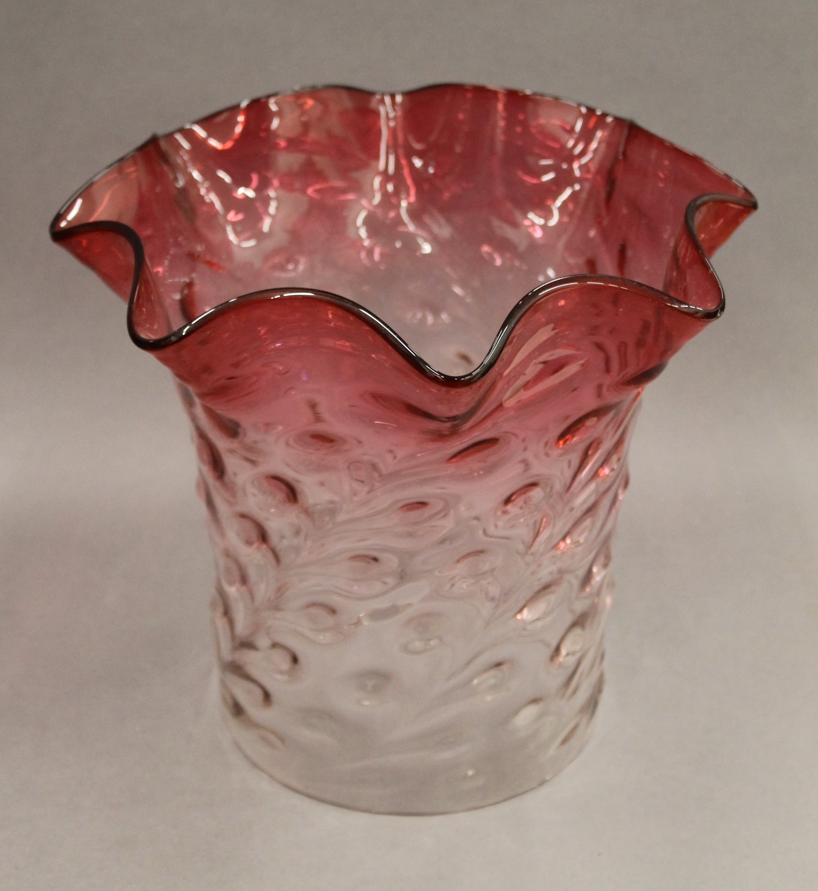 A large quantity of various cranberry glass - Image 6 of 9