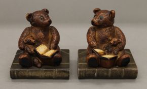 A pair of bear form bookends. 10 cm high.