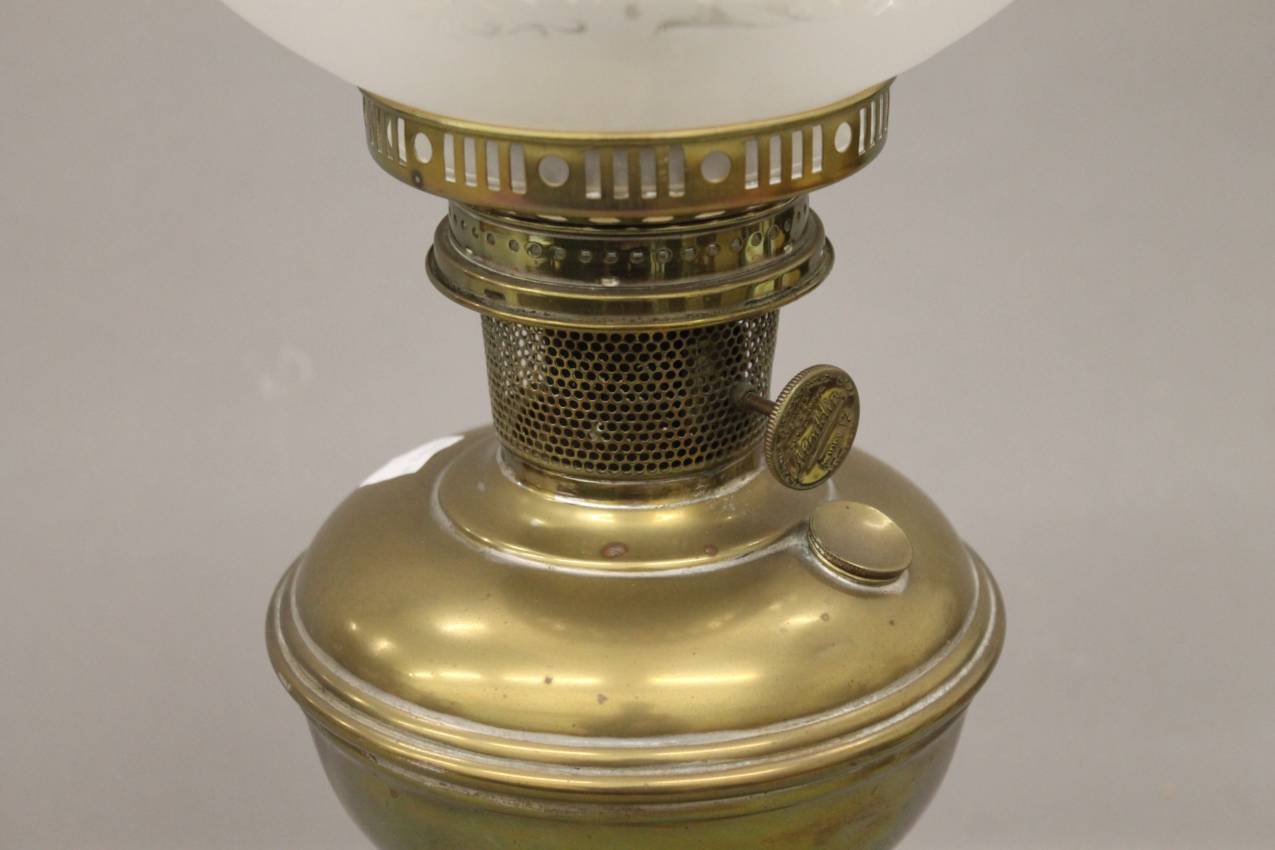 Two Victorian brass oil lamps. - Image 7 of 7