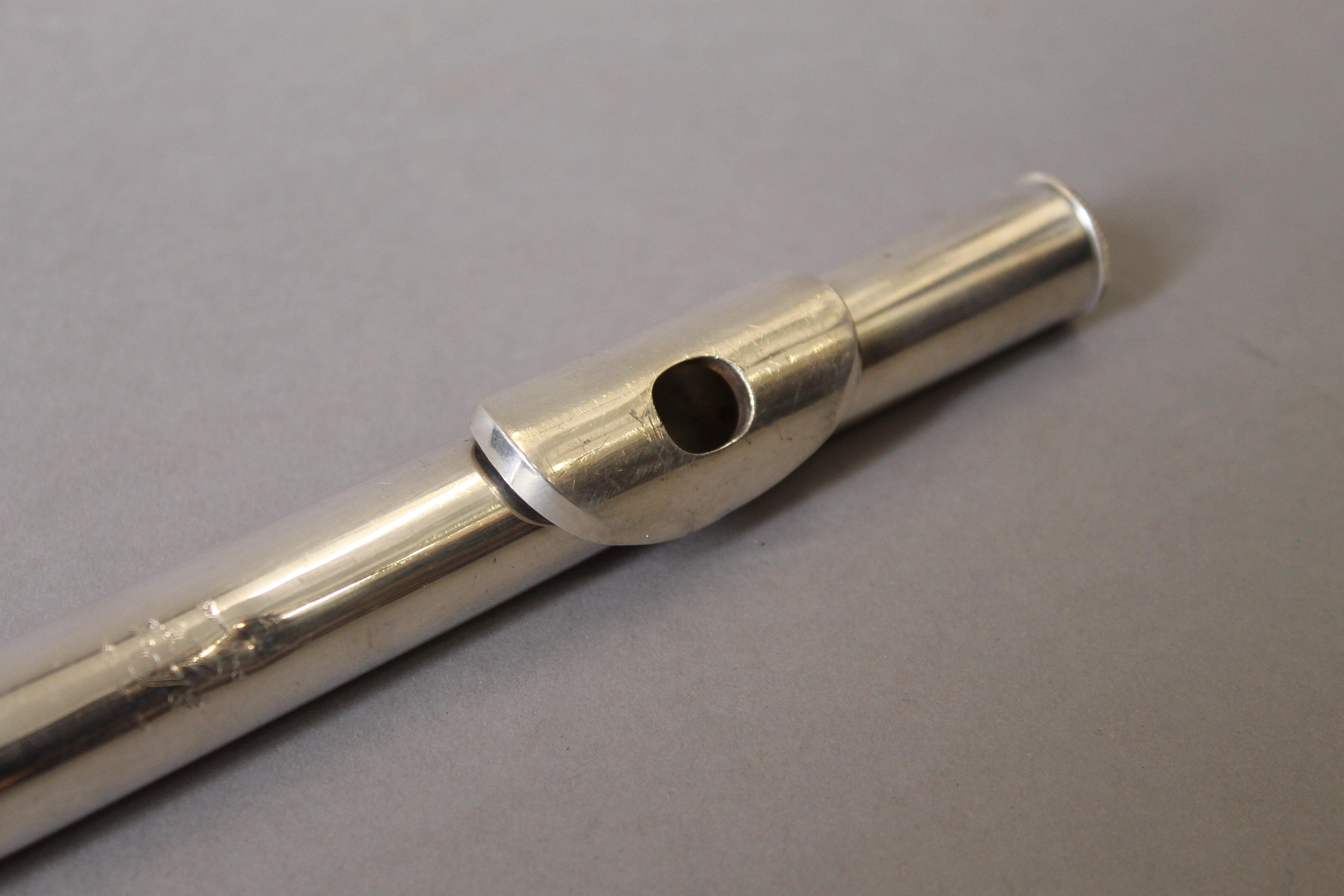 A Gemeinhadt USA silver plated flute, cased. - Image 2 of 5