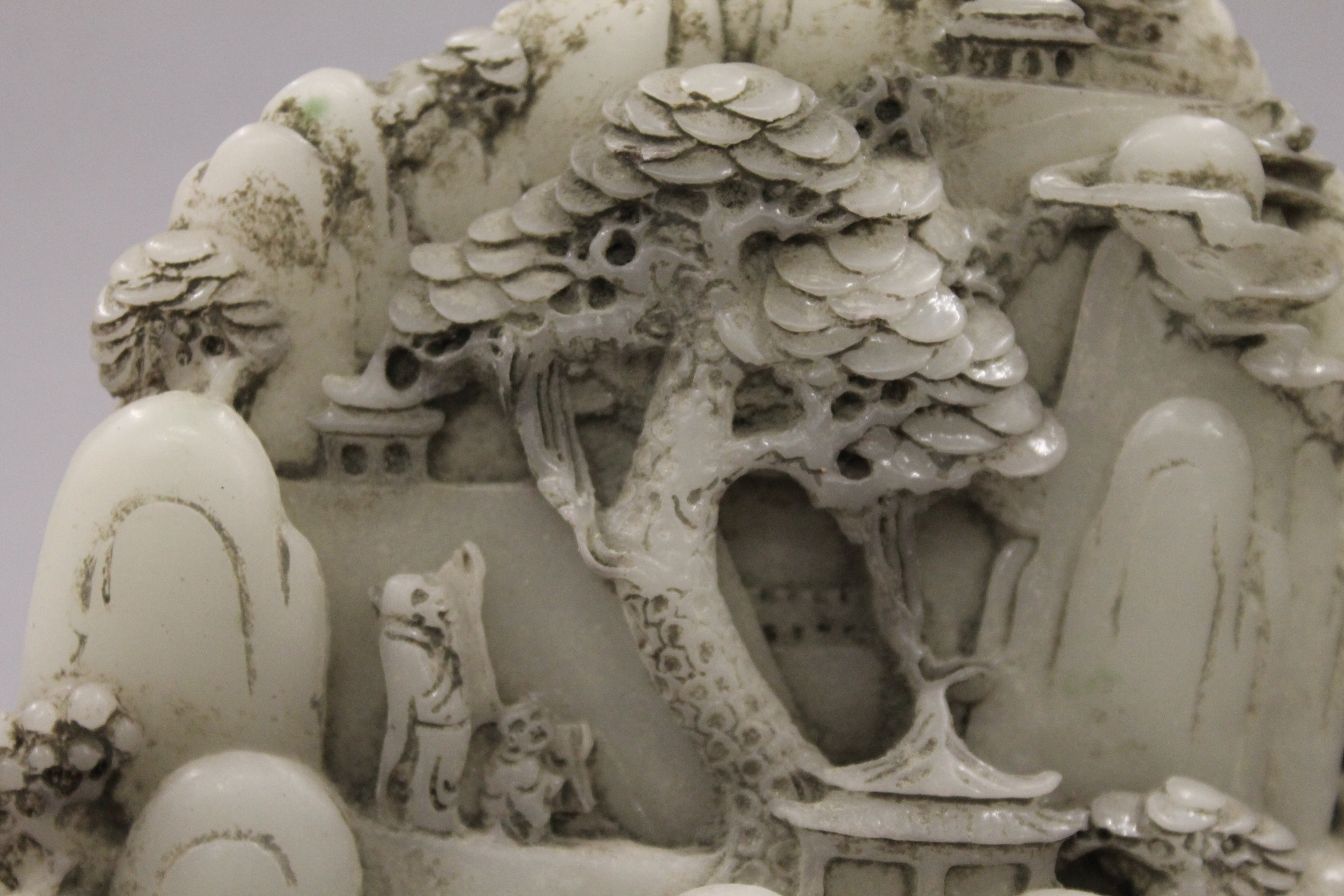 A Chinese model of a mountainous landscape. 13 cm wide. - Image 2 of 4