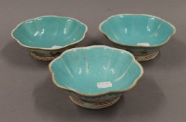 Three 19th century Chinese lobbed dishes. Each approximately 15 cm diameter.