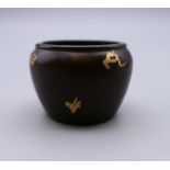 A miniature Chinese gold splash bronze censer. 2.5 cm high.