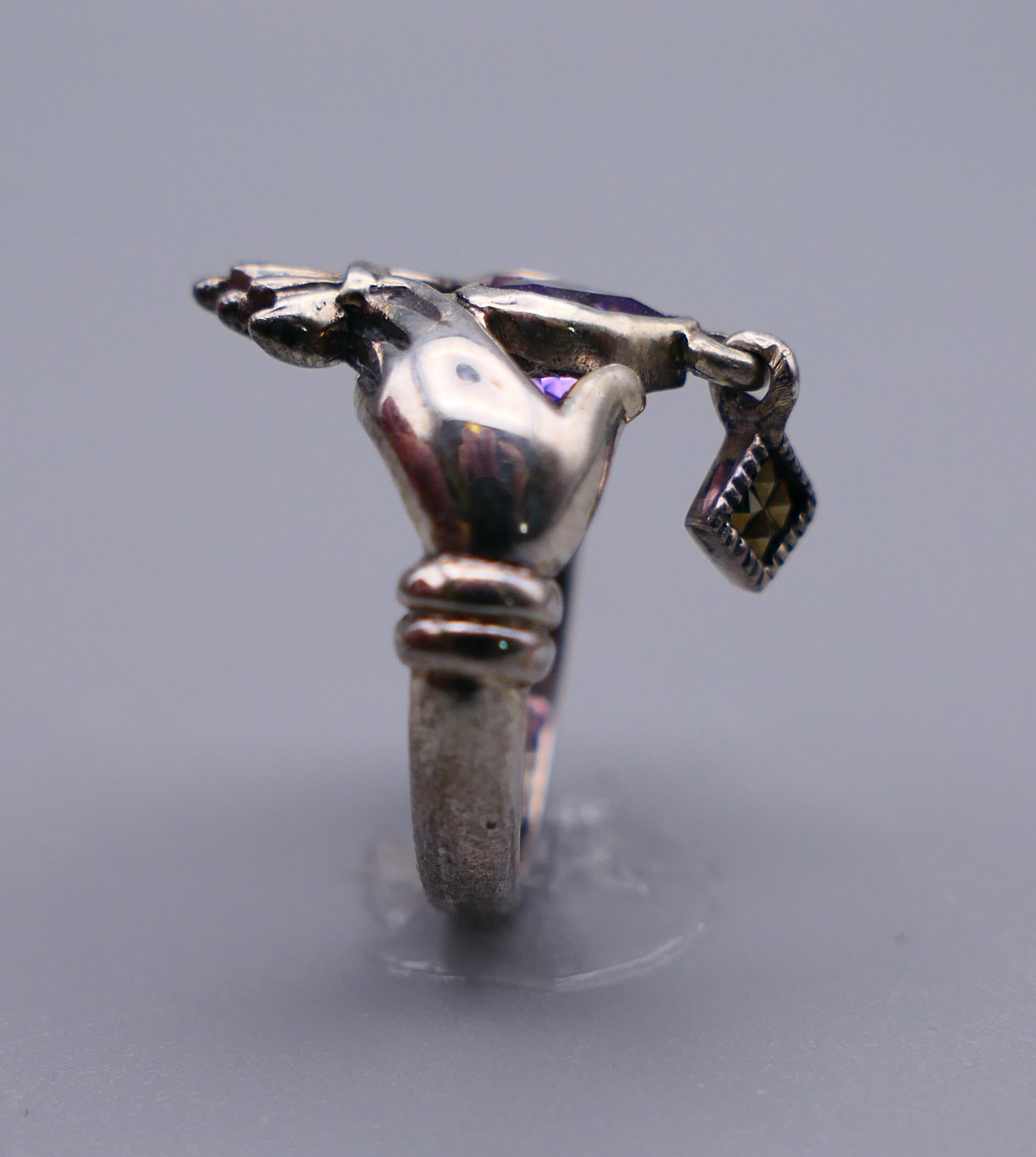 A silver claddagh ring. Ring size I. - Image 2 of 3