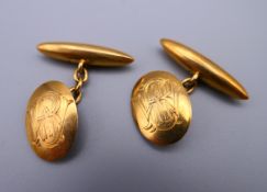 A pair of 18 ct gold cufflinks. 8.5 grammes.