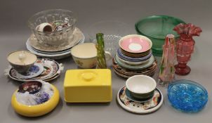 A quantity of miscellaneous pottery and glassware.