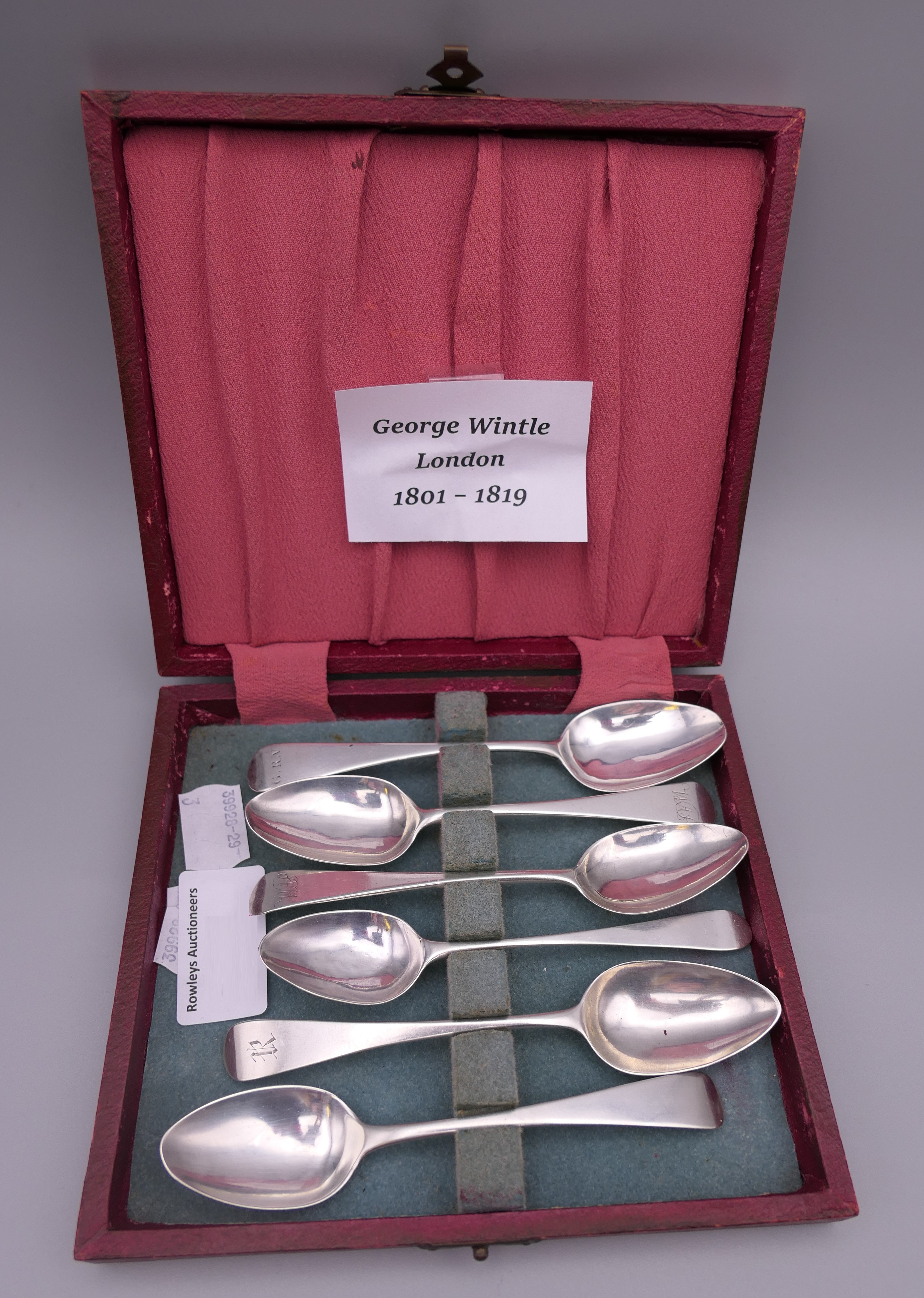 Six Old English pattern teaspoons by George Wintle of London (1801-1819). 72.4 grammes.