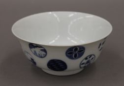 A Chinese blue and white porcelain bowl. 13.5 cm diameter.