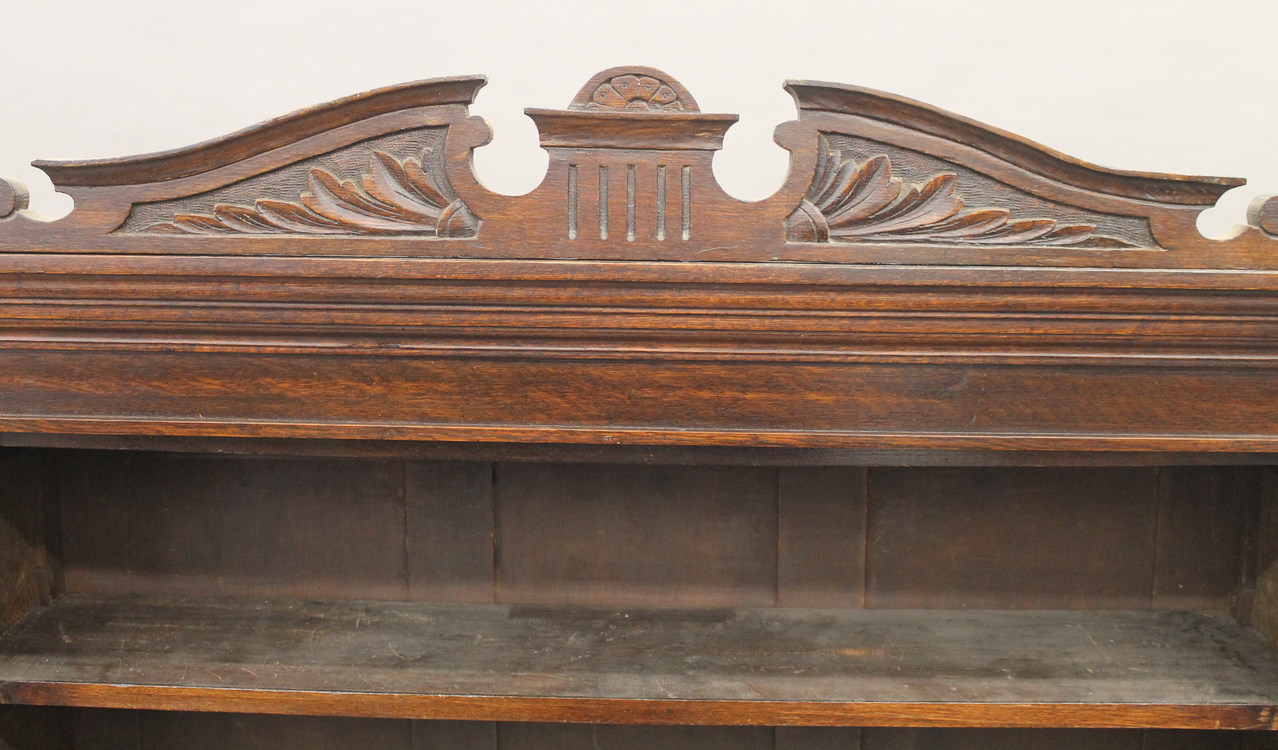 A Victorian oak open bookcase. 120 cm wide. - Image 4 of 4