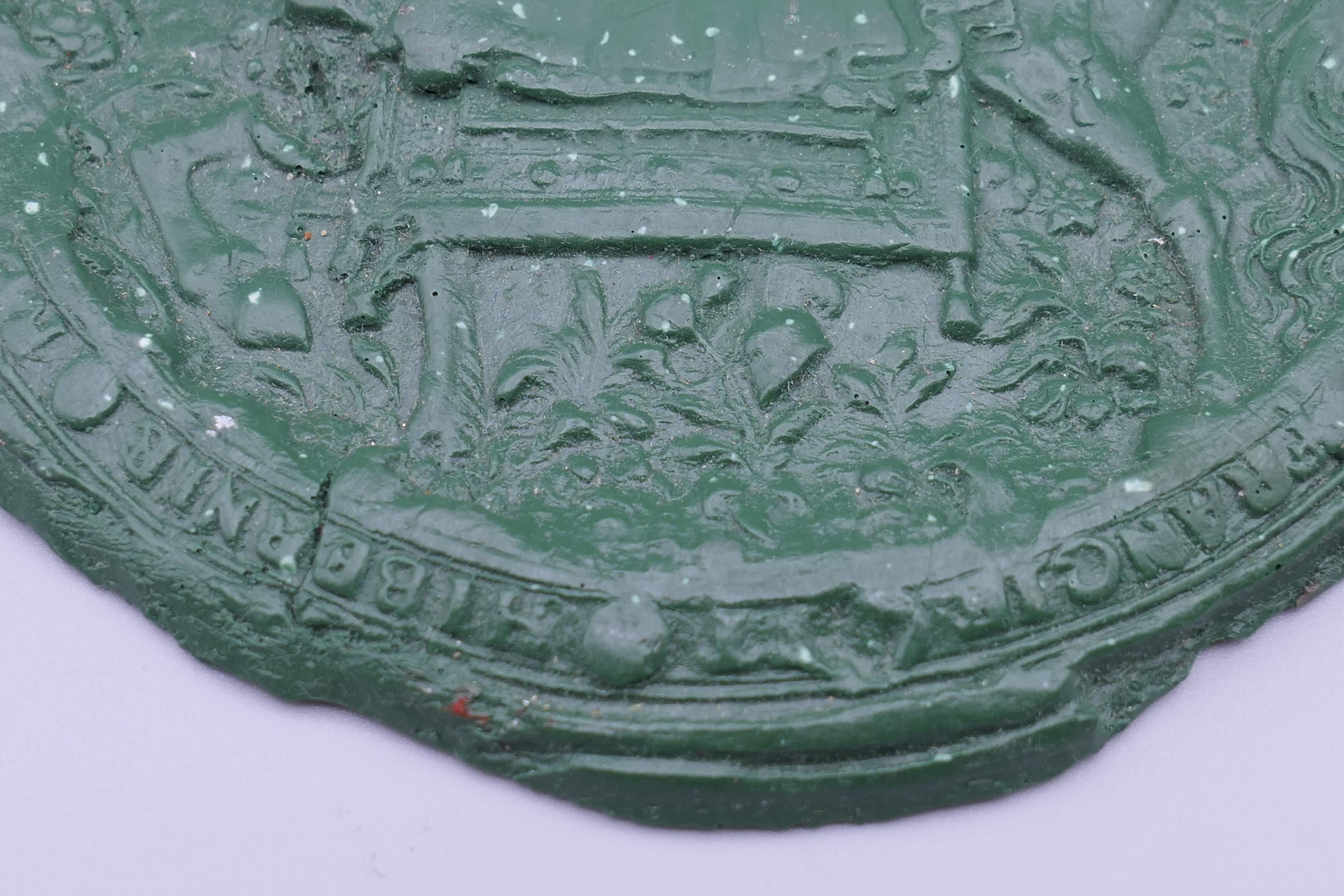 A copy of an Elizabeth I wax seal. 14.5 cm diameter. - Image 2 of 5