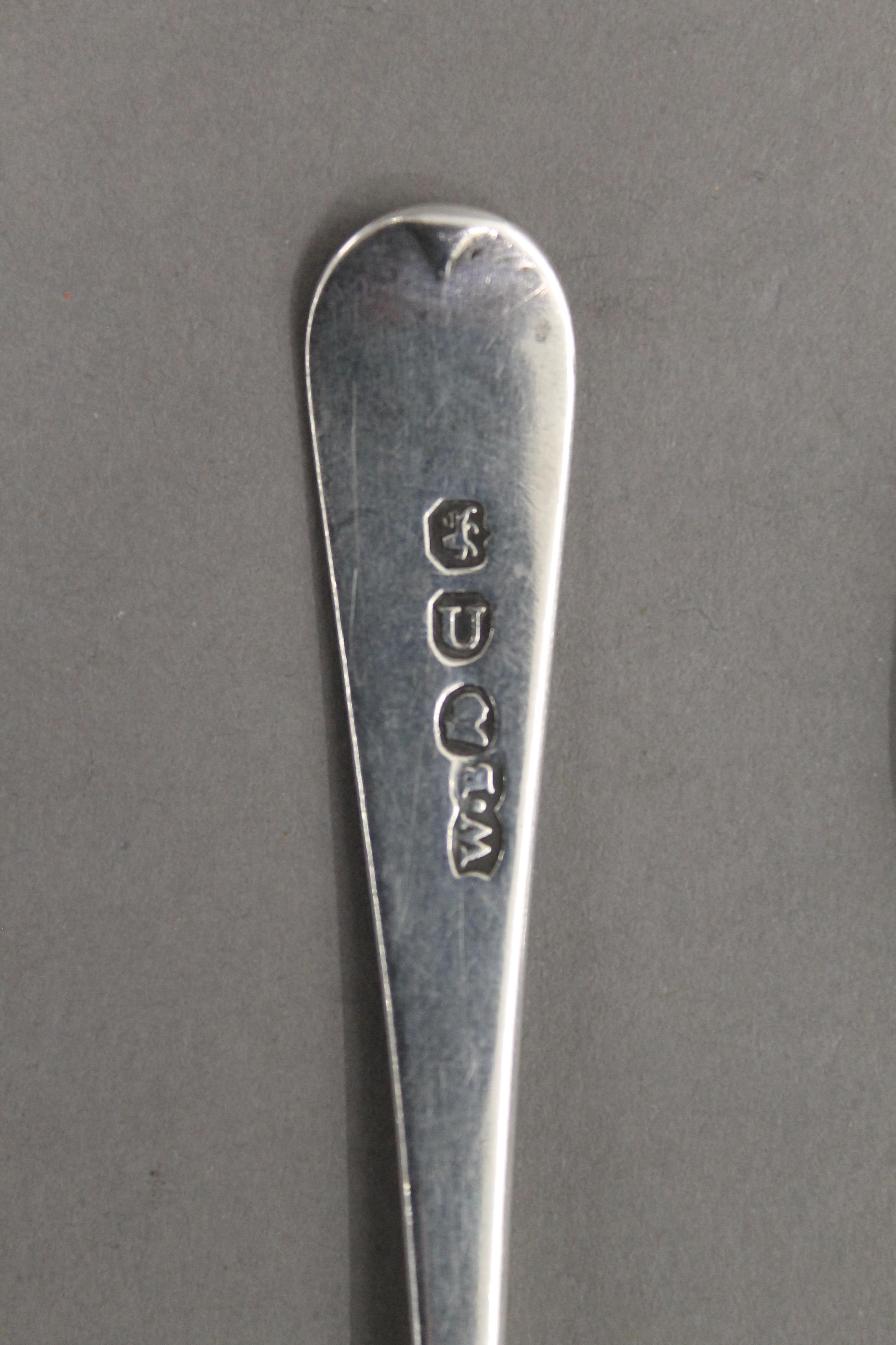 Six early 19th century Old English pattern teaspoons by William Bateman of London. 95.7 grammes. - Image 6 of 6