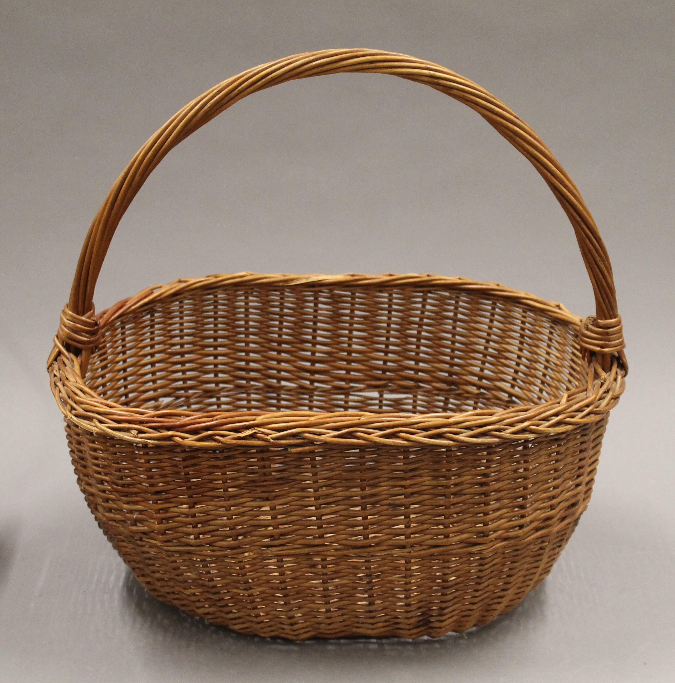 A quantity of wicker baskets - Image 2 of 4