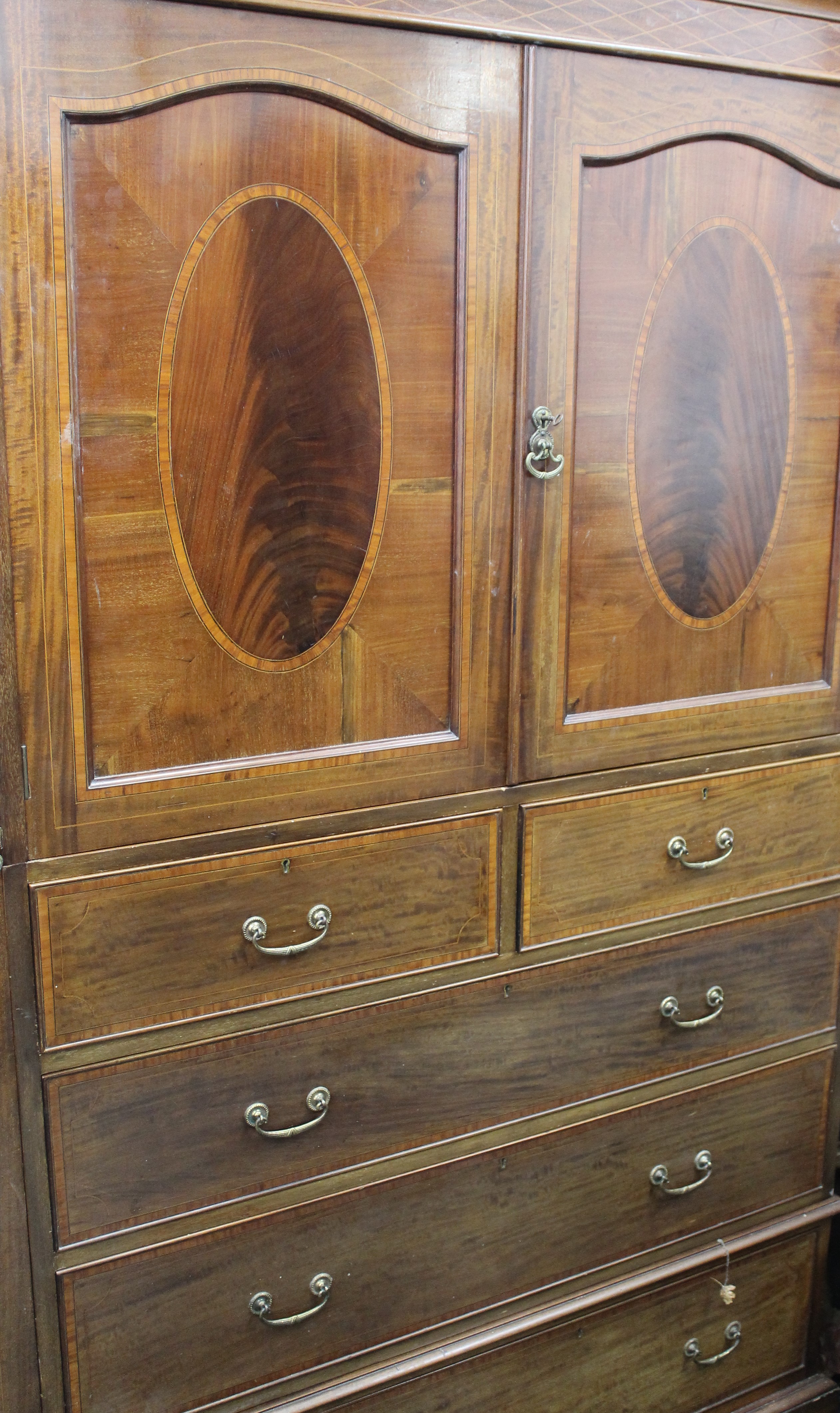 An Edwardian inlaid mahogany compactum wardrobe. 182 cm wide. - Image 2 of 7