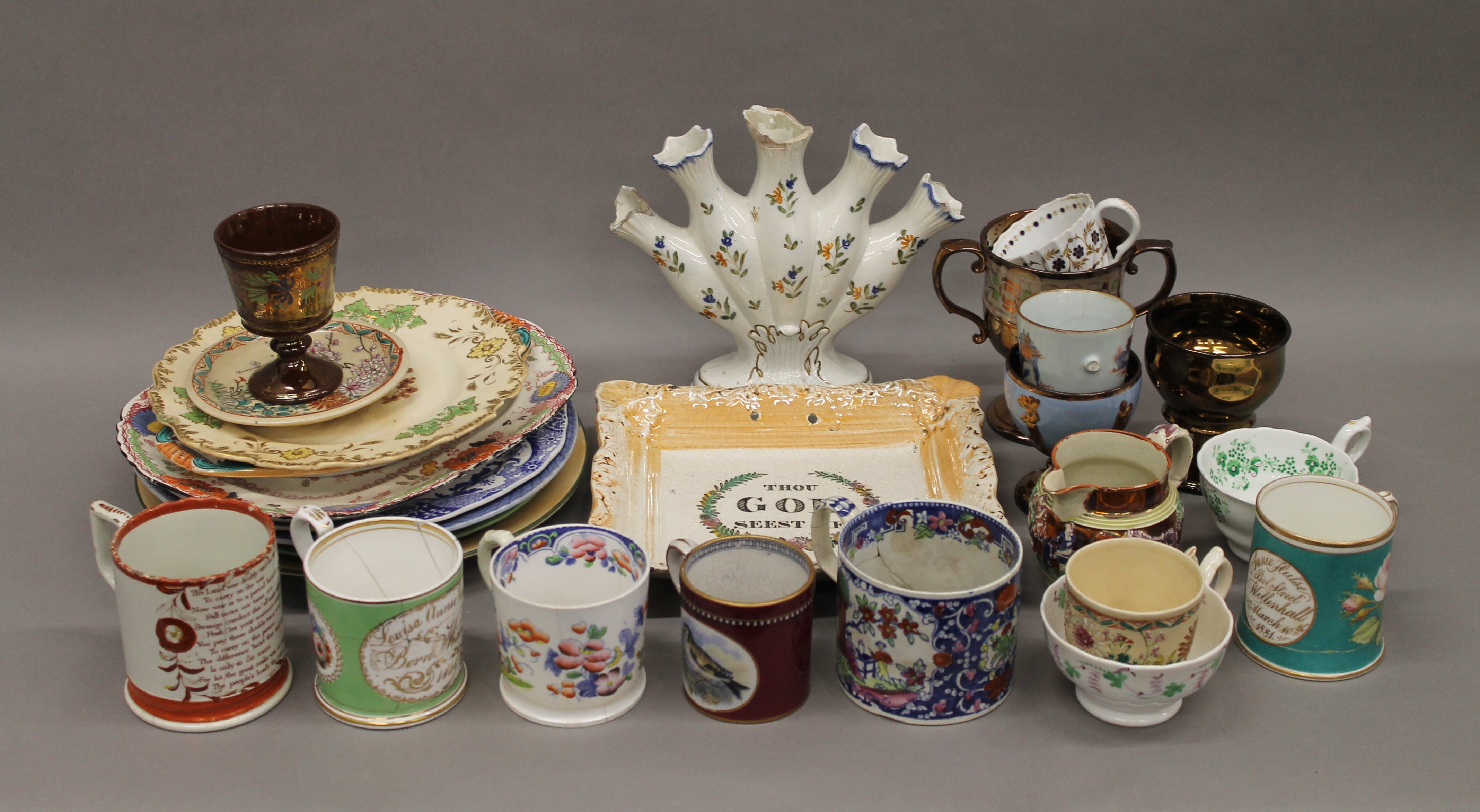 A quantity of 18th/19th century English porcelain.