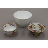 A 19th century Chinese Canton porcelain tea bowl,