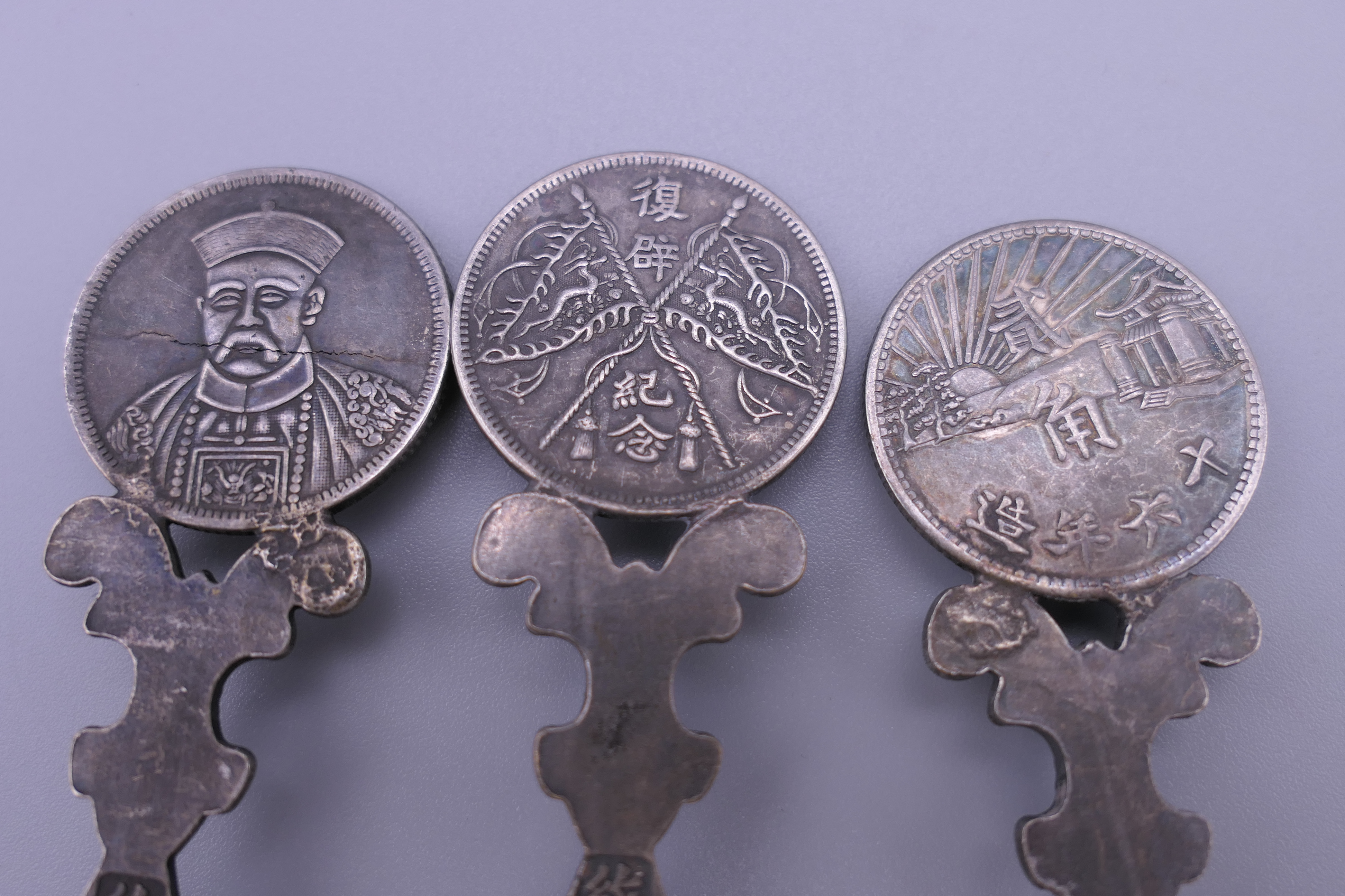 Six Chinese silver coin spoons. 17 cm long. - Image 7 of 11