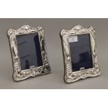 A pair of silver photograph frames. 16 x 20 cm.