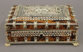 A 19th century Anglo Indian box. 18 cm wide.