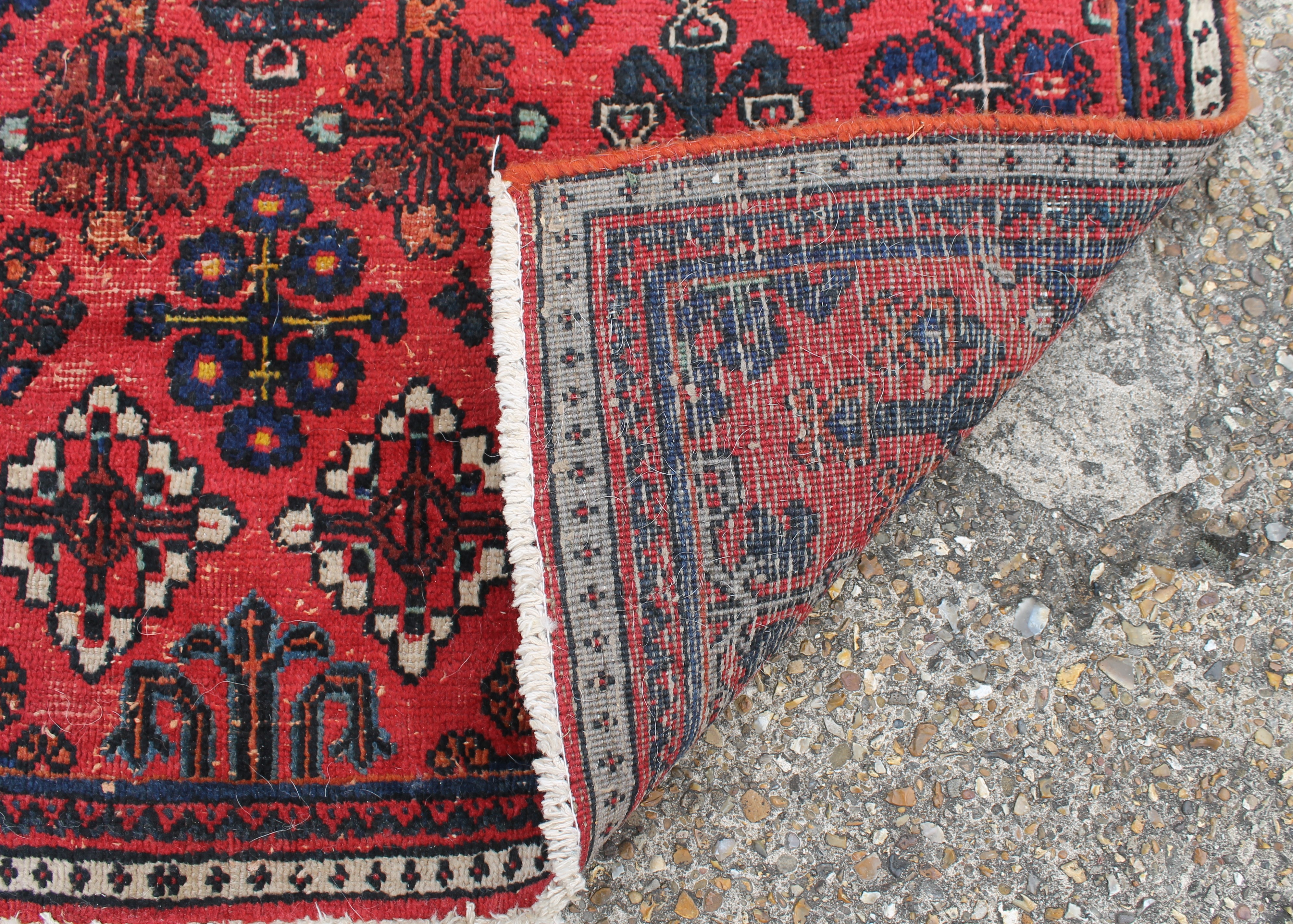 Three Persian wool rugs. The largest 131 x 205 cm. - Image 7 of 7