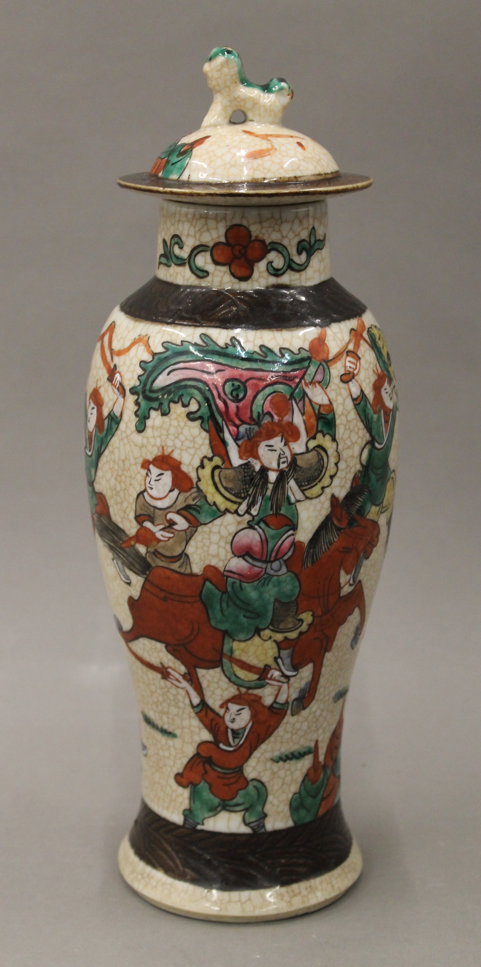 A quantity of Oriental porcelain. - Image 7 of 10
