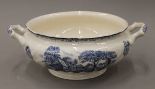 A Johnson Brothers Mill Stream pattern tureen. 32 cm wide.