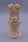 A late 19th/early 20th century Indian ivory handle. 8.75 cm high.