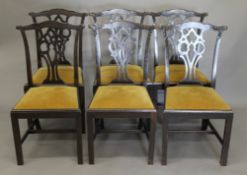 A set of six early 20th century Hepplewhite style dining chairs. 51 cm wide.