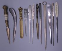 A collection of paper knives.