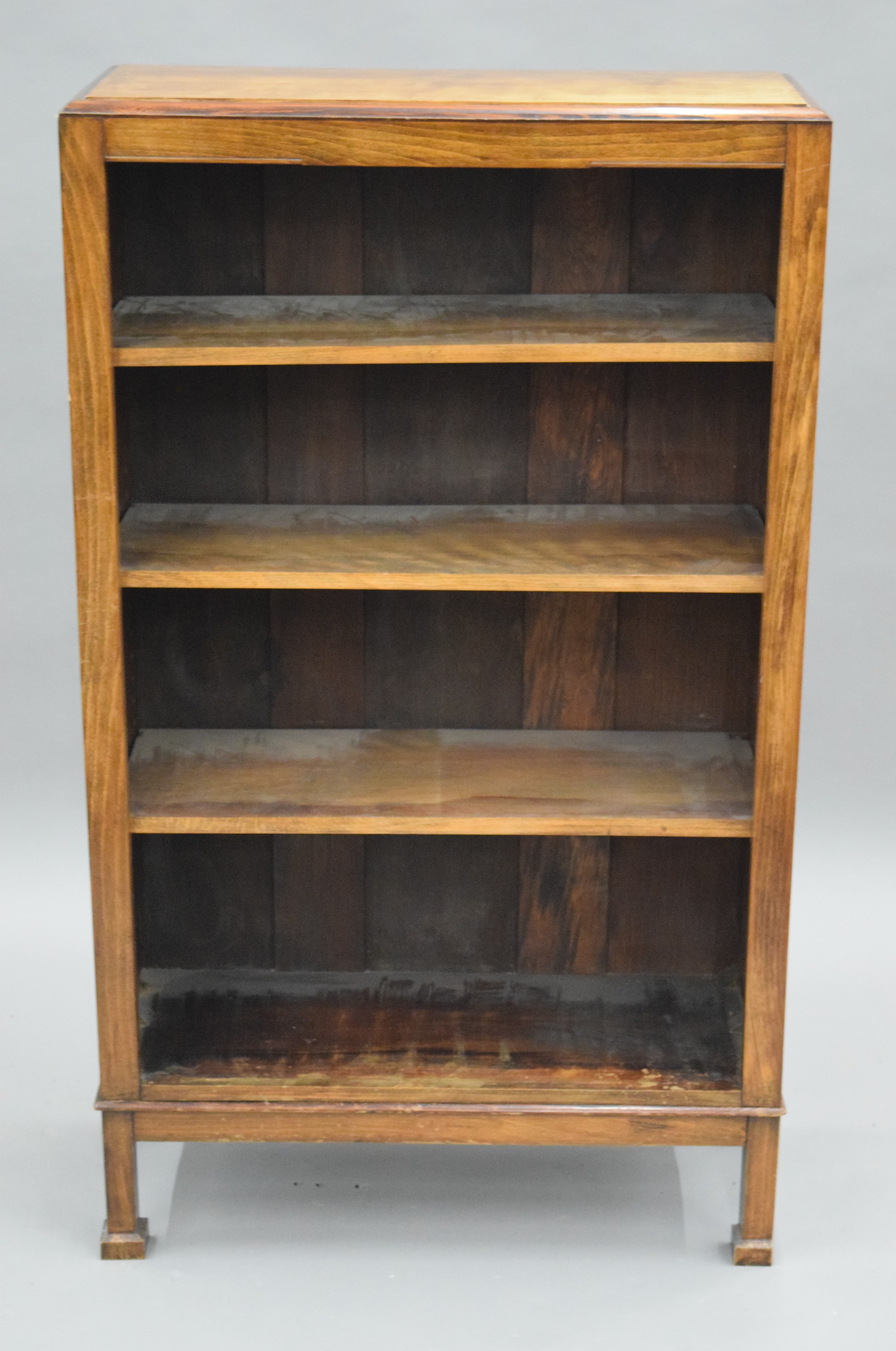 An early 20th century open bookcase. 70 cm wide.