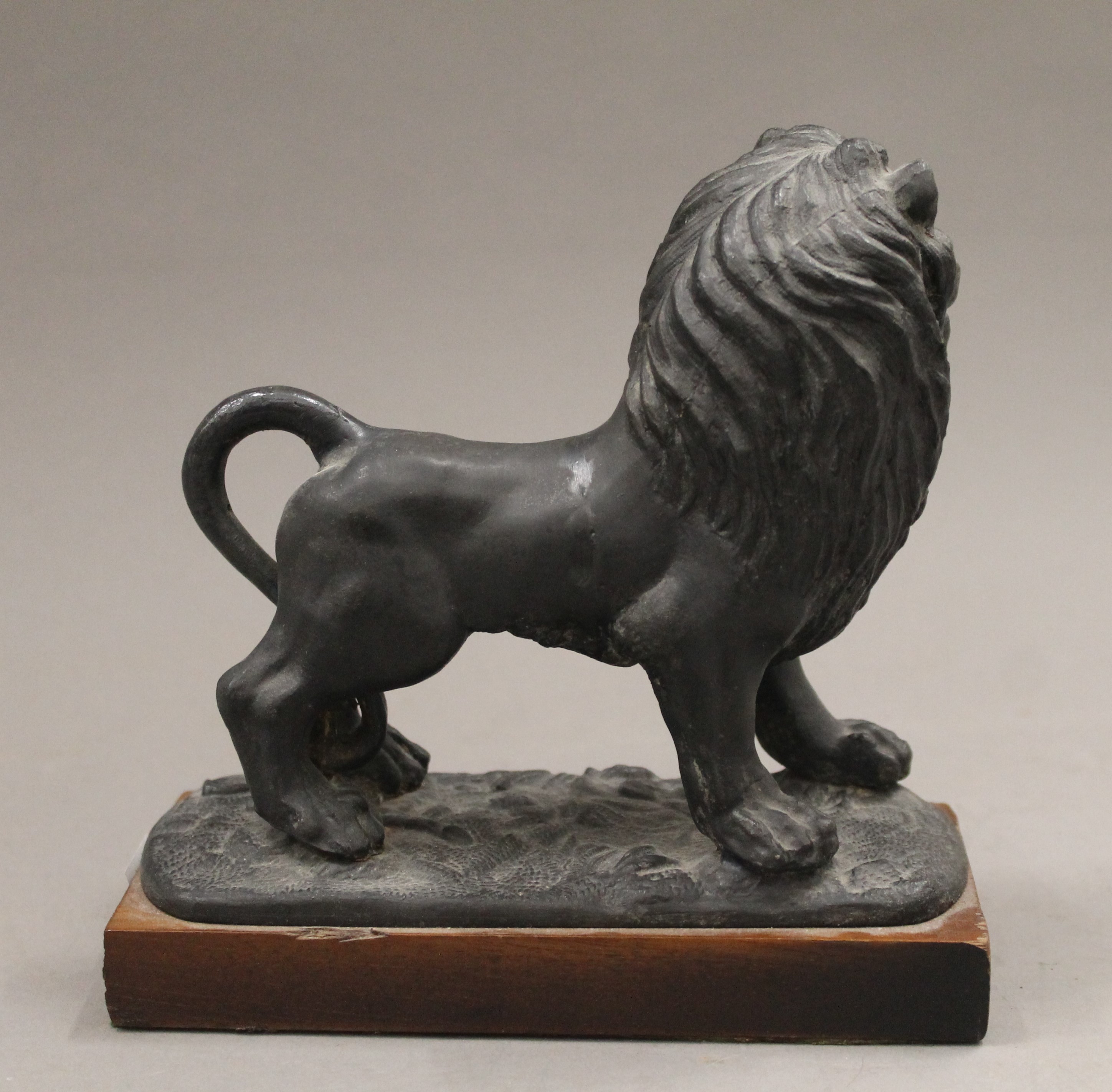 A 19th century cast model of a lion. 16 cm long. - Image 3 of 3