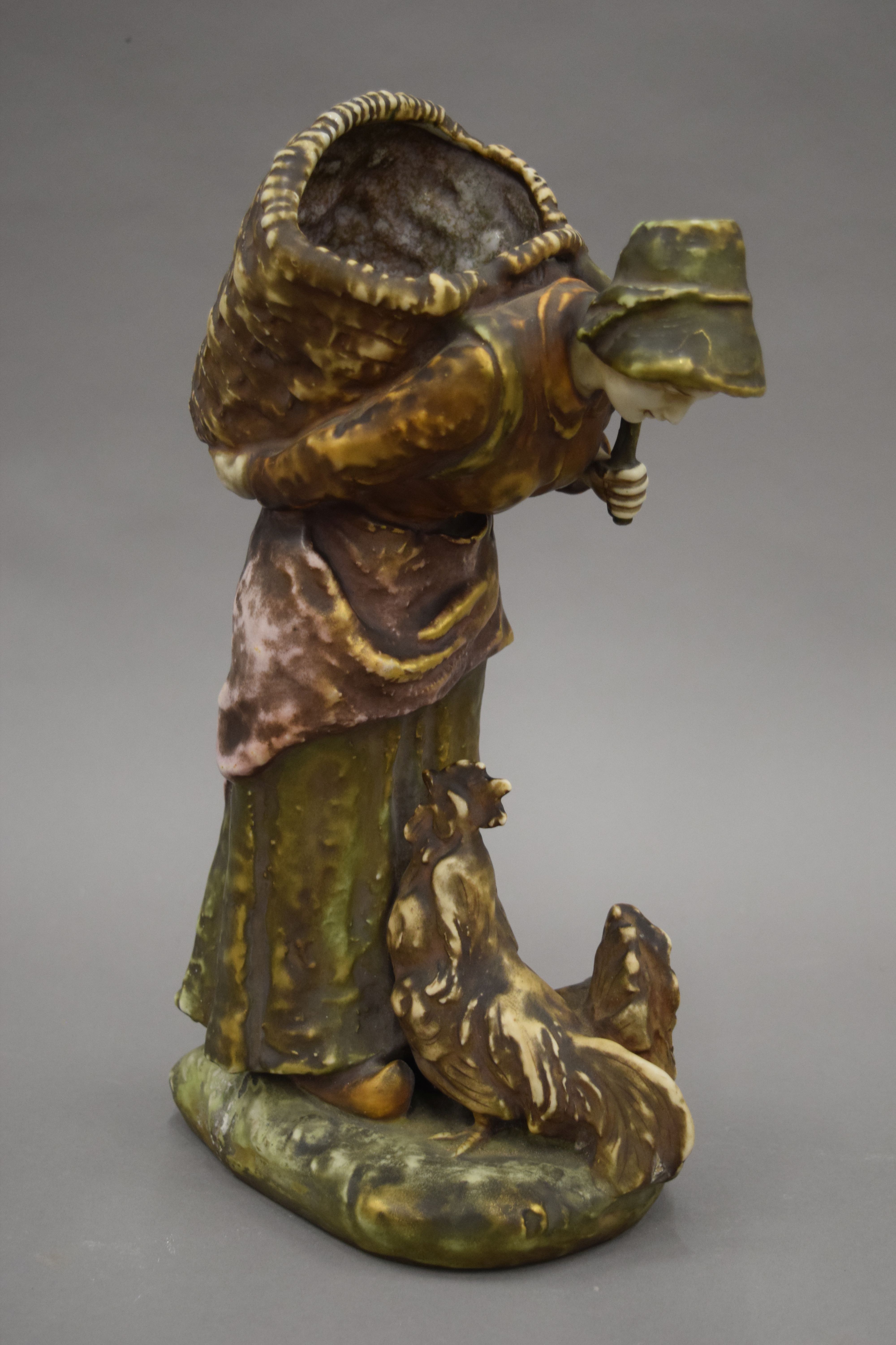 An amphora porcelain figure and a porcelain ewer. The former 34.5 cm high. - Image 6 of 8