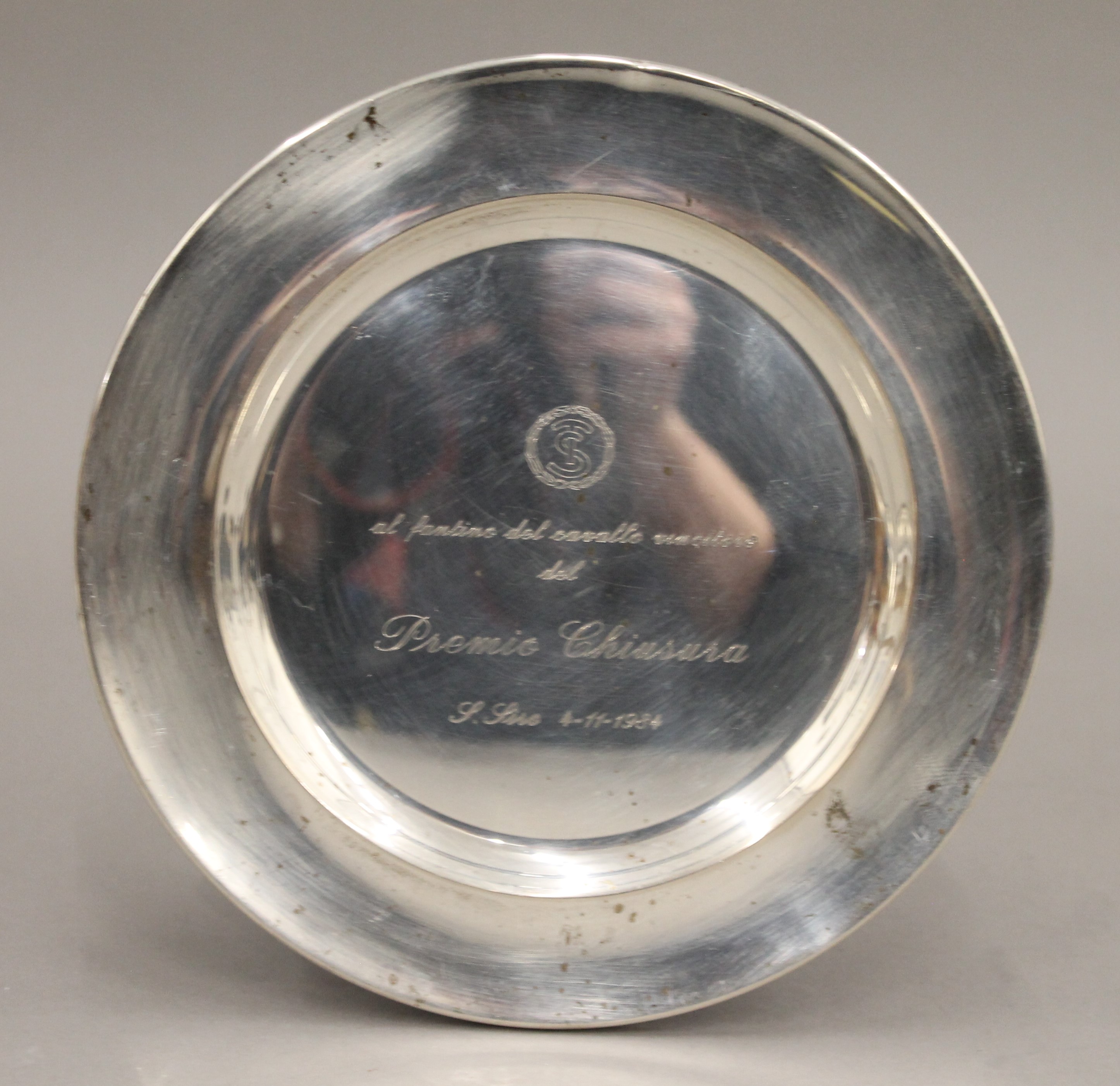 Six Lester Piggott Horse Racing trophy plates. The largest 23 cm diameter. - Image 6 of 7