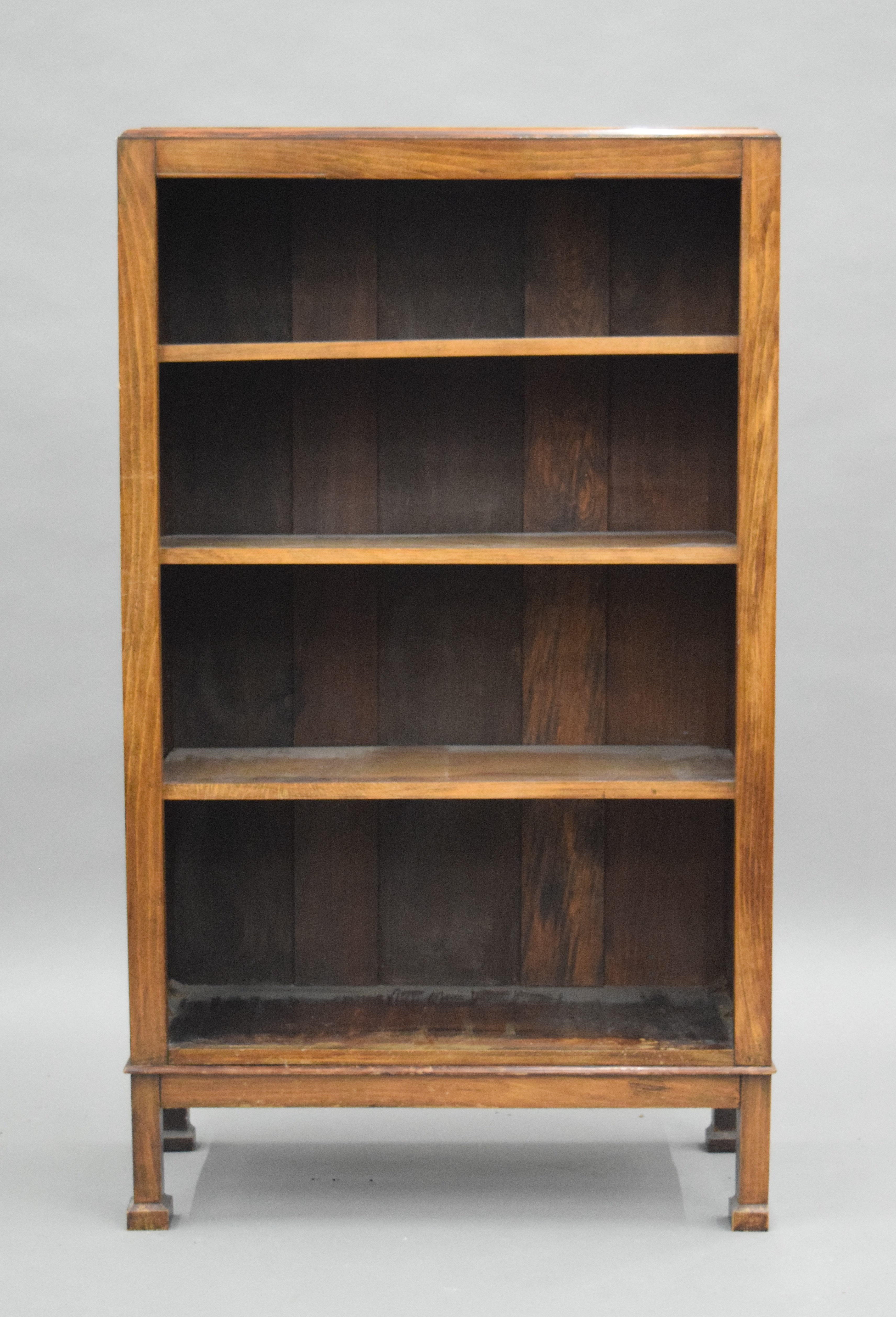 An early 20th century open bookcase. 70 cm wide. - Image 2 of 6