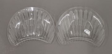 A pair of Lalique wheat dishes, marked Lalique France. 20 cm wide.