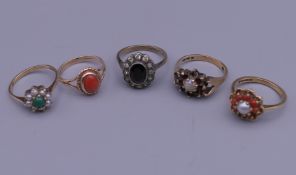 Five various 9 ct gold rings. 10 grammes total weight.