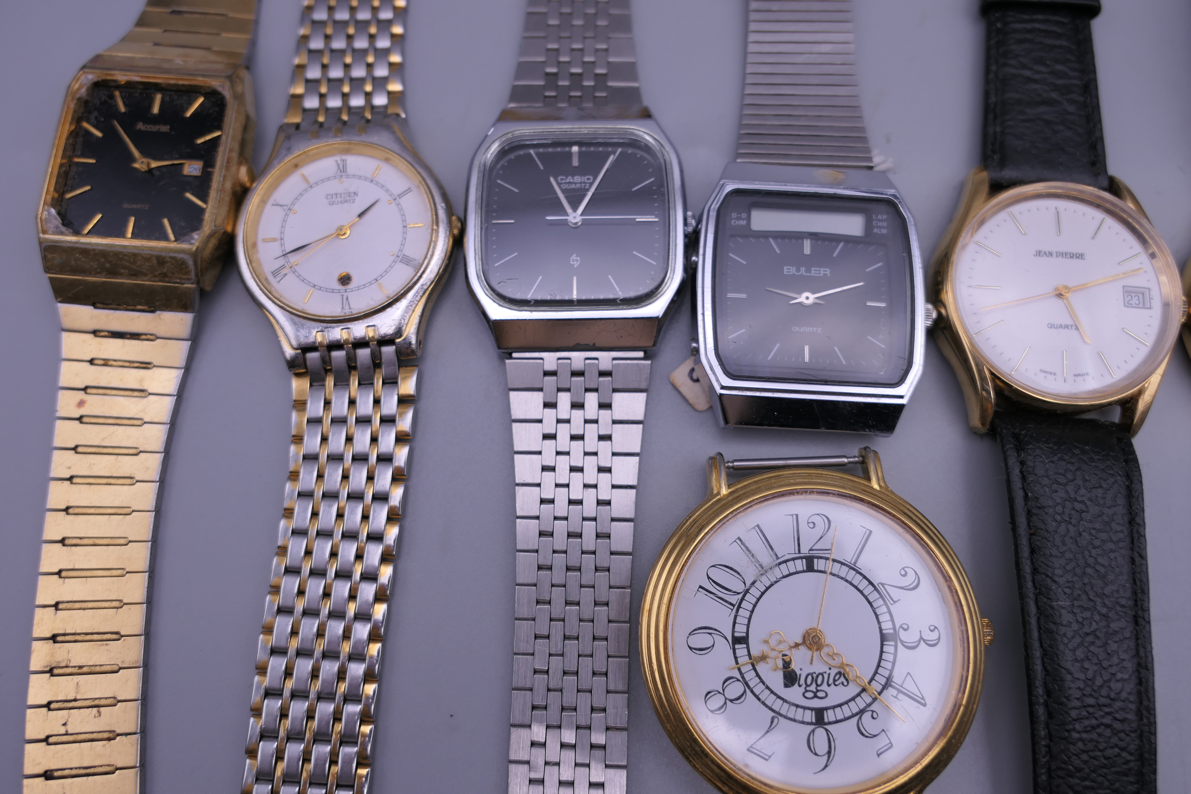 A quantity of wristwatches. - Image 2 of 7