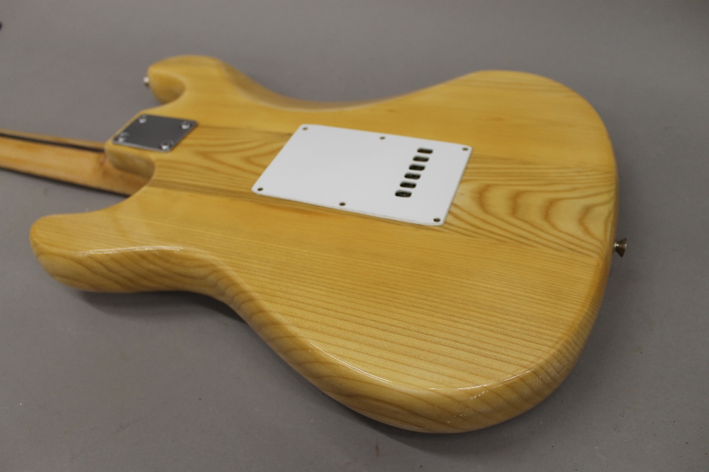 A 1970's Eros Stratocaster electric guitar, in working order. 102 cm long. - Image 7 of 7